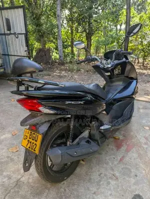 Honda Pcx 2017 Motorbike (Used)
