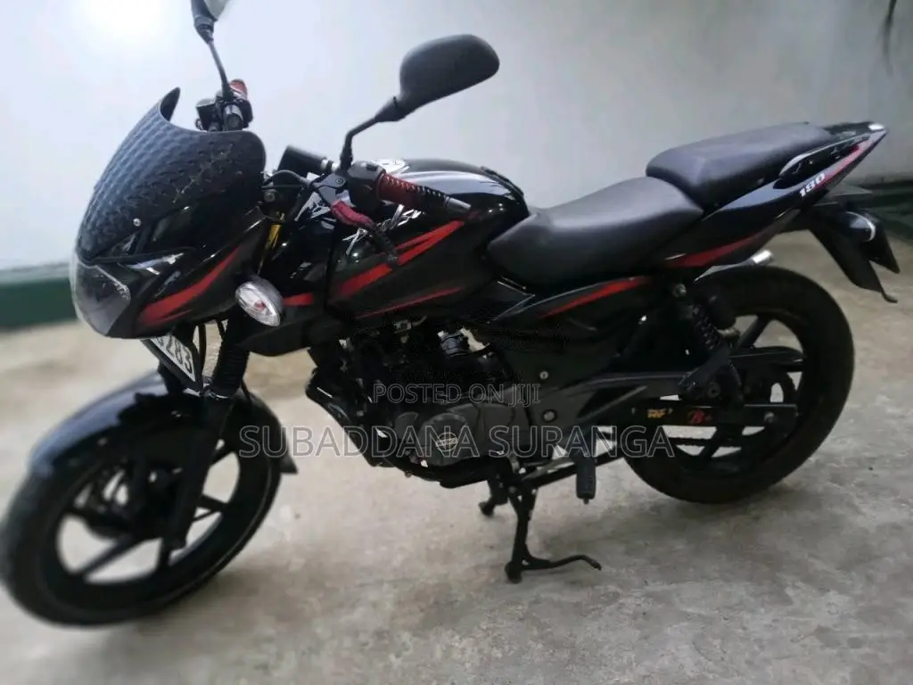 Bajaj Pulsar 180 2017 Motorbike (Used)