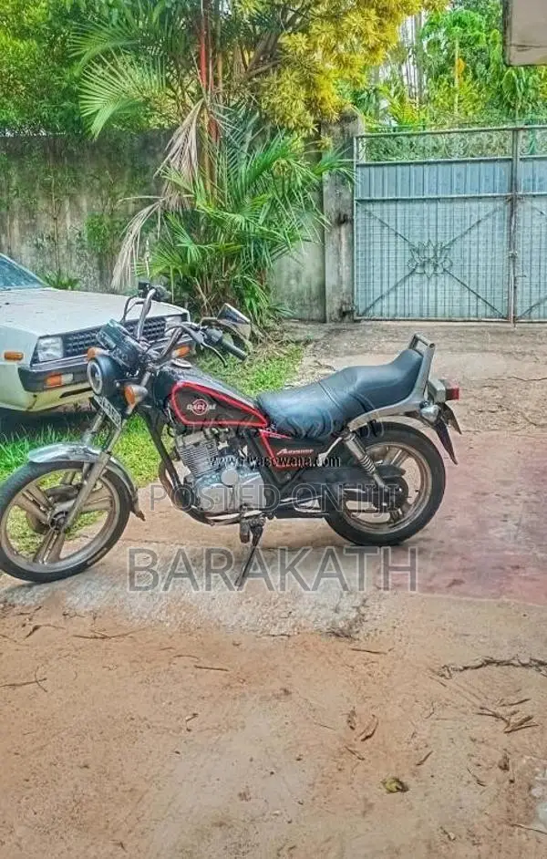 Other Daelim VC125 2002 Motorbike (Used)