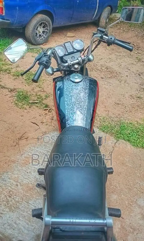 Other Daelim VC125 2002 Motorbike (Used)