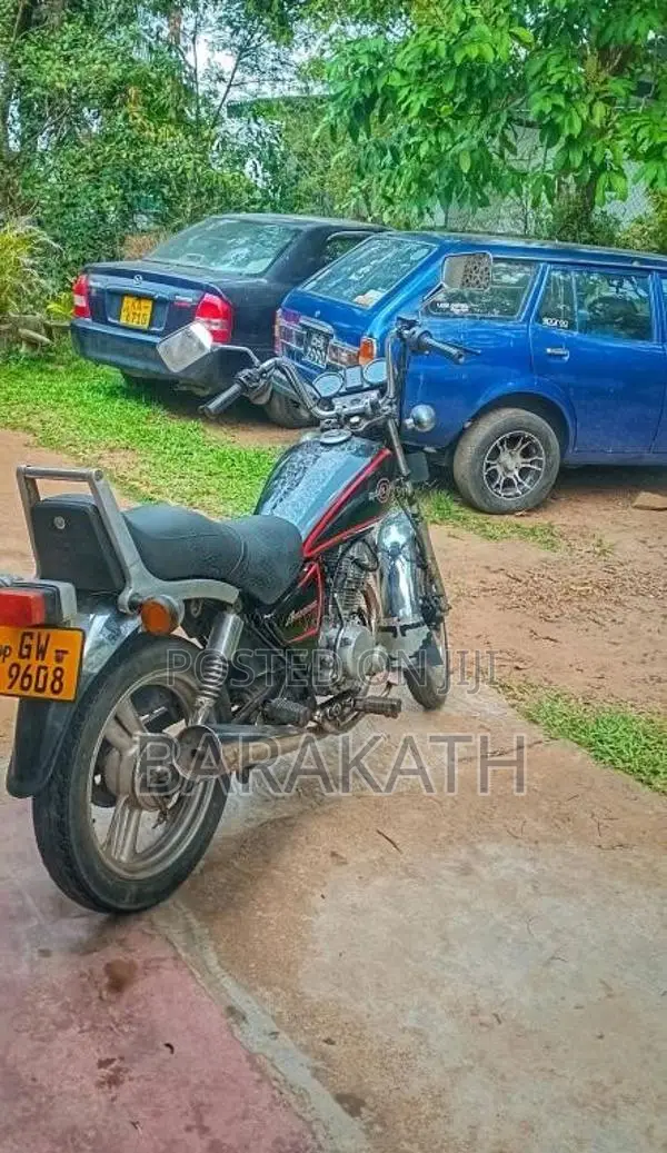 Other Daelim VC125 2002 Motorbike (Used)