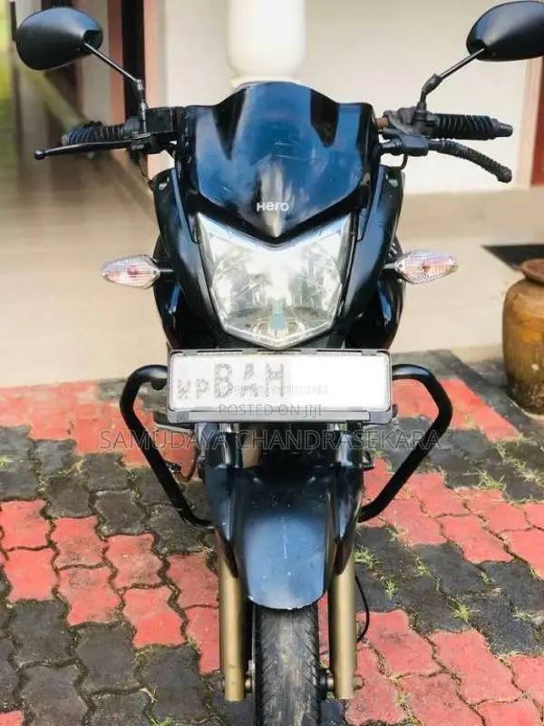 Hero Hunk 2013 Motorbike (Used)