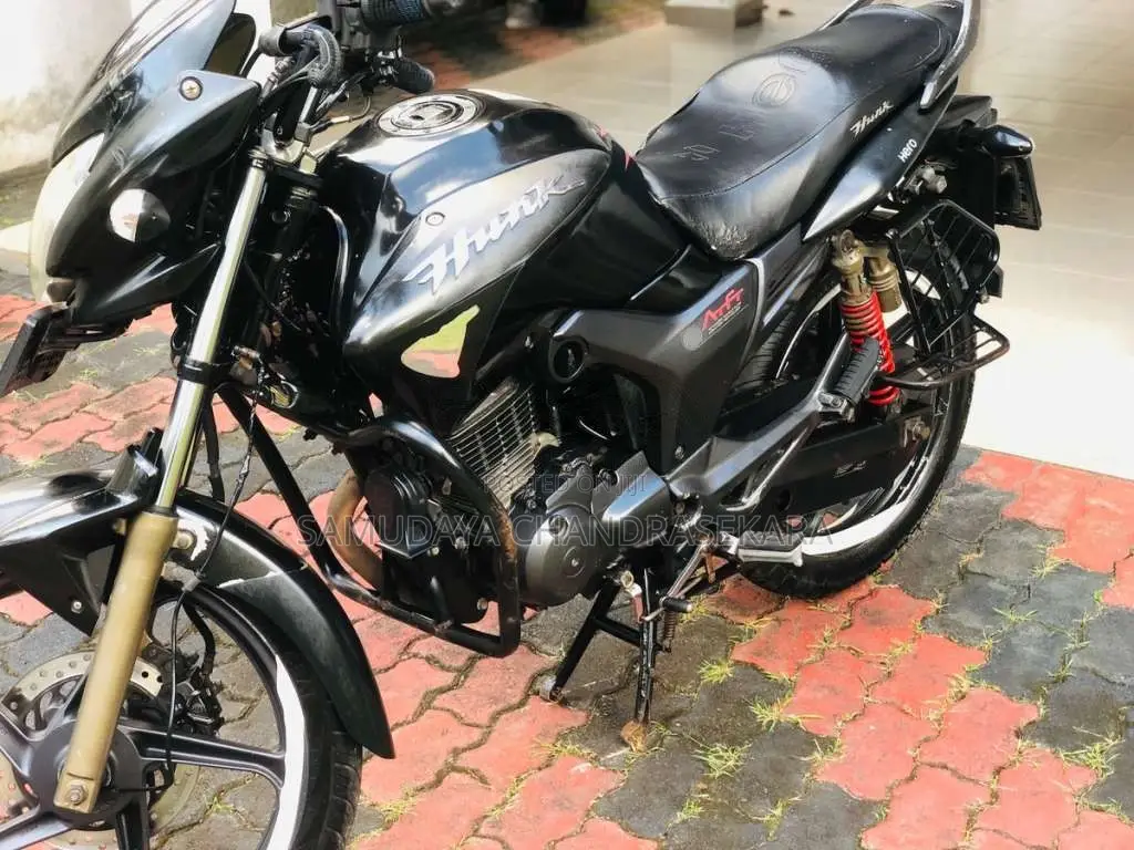 Hero Hunk 2013 Motorbike (Used)