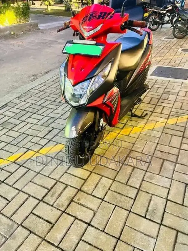 Honda Dio 2019 Motorbike (Used)