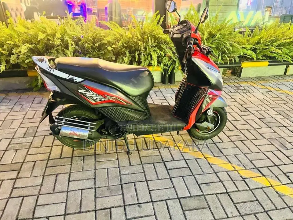 Honda Dio 2019 Motorbike (Used)
