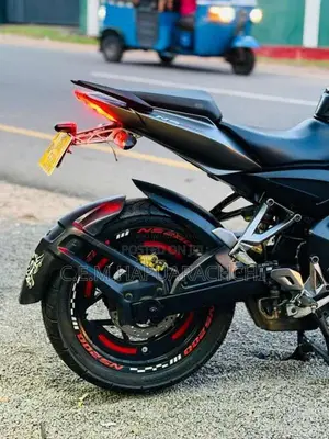 Bajaj Pulsar NS200 2018 Motorbike (Used)