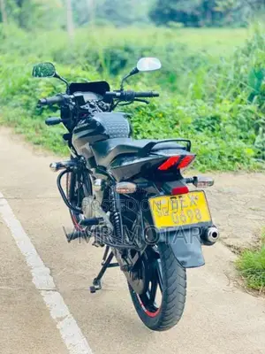 Bajaj Pulsar 2017 Motorbike (Used)