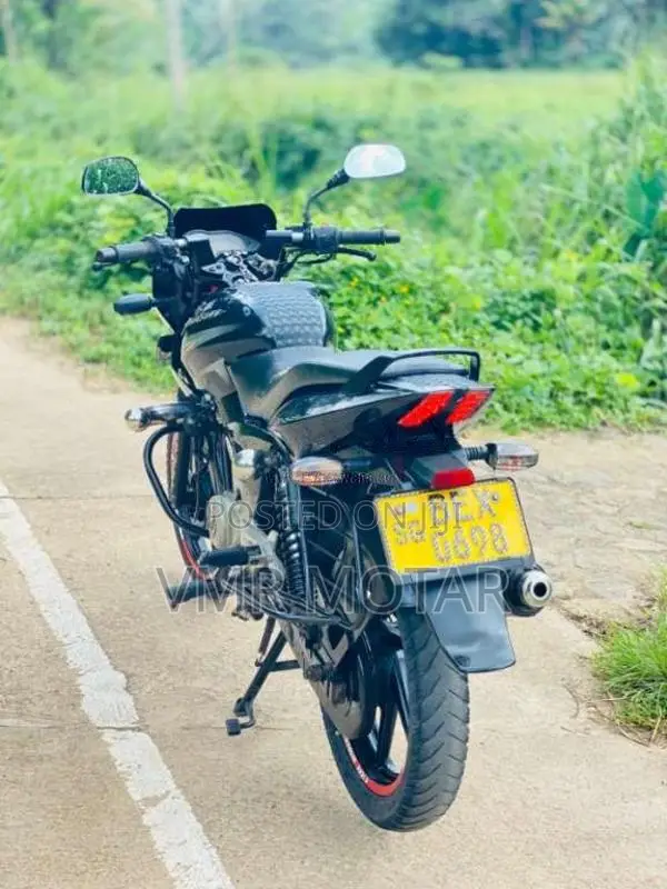 Bajaj Pulsar 2017 Motorbike (Used)