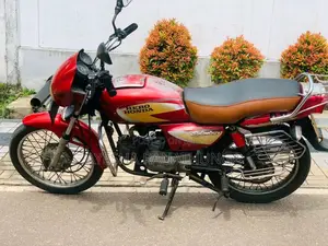Hero-Honda Splendor 2006 Motorbike (Used)