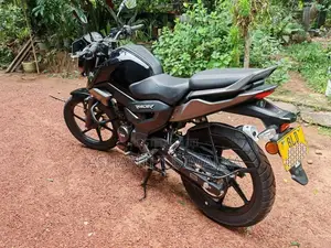 TVS RAIDER 2025 Motorbike (Used)