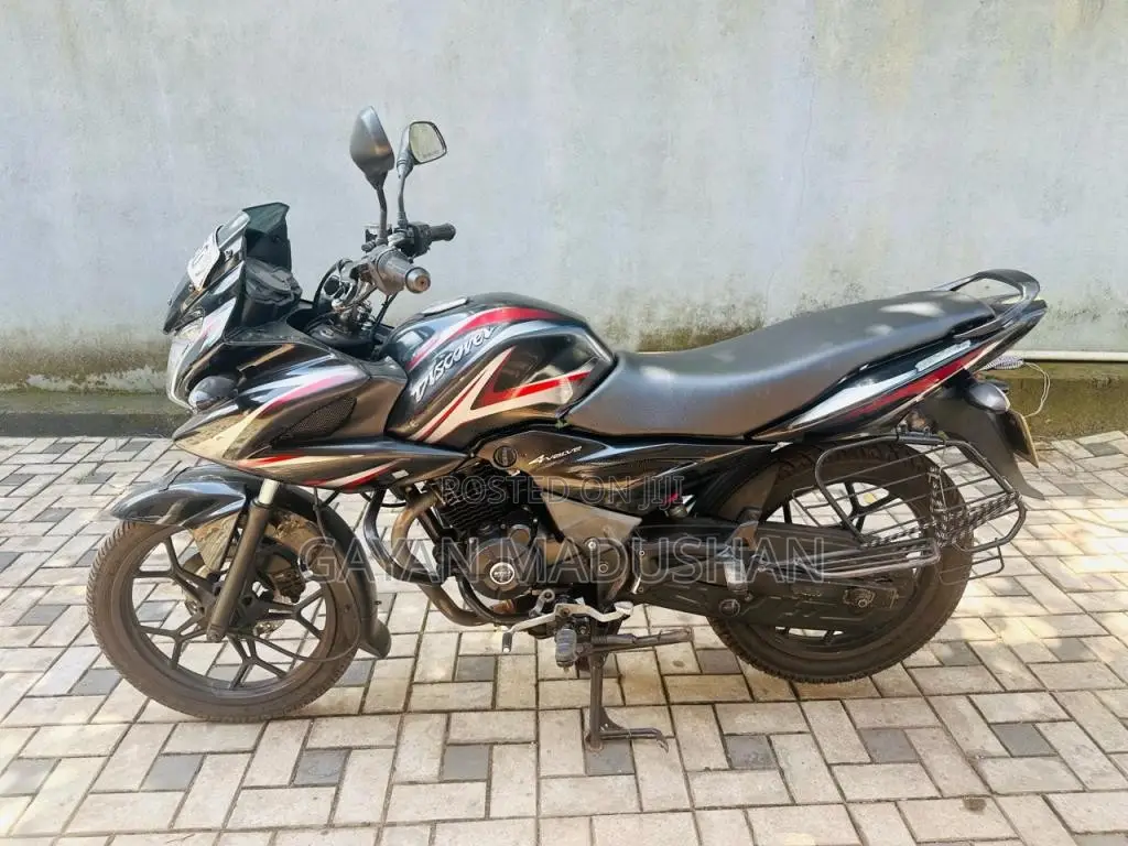 Bajaj Discover 150 2016 Motorbike (Used)