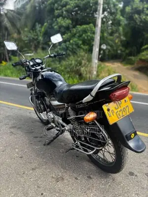 Yamaha Libero 2004 Motorbike (Used)