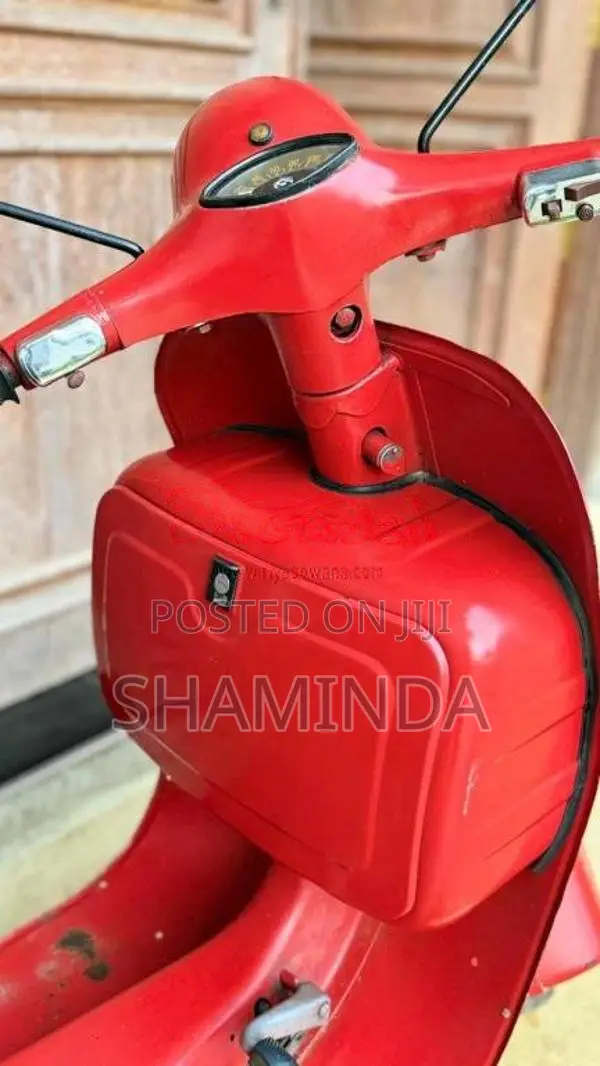 Bajaj Chetak 1993 Motorbike (Used)