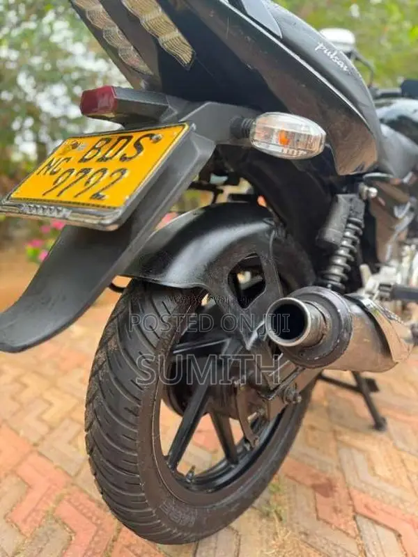 Bajaj Pulsar 2016 Motorbike (Used)