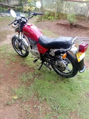 Suzuki GN125 2007 Motorbike (Used)
