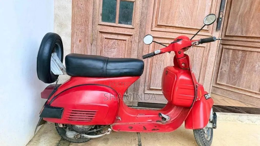 Bajaj Chetak 1993 Motorbike (Used)