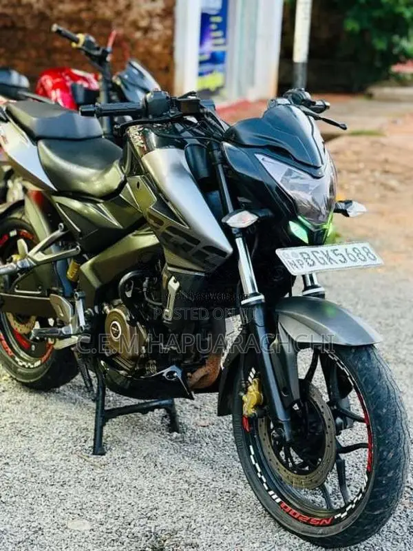 Bajaj Pulsar NS200 2018 Motorbike (Used)
