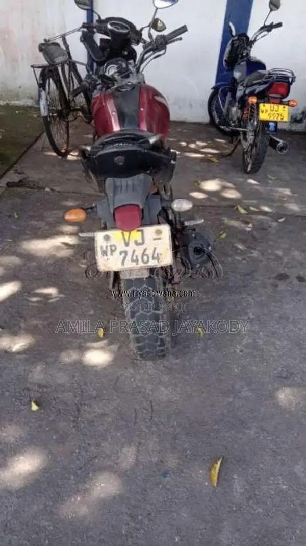 Yamaha FZ 2010 Motorbike (Used)