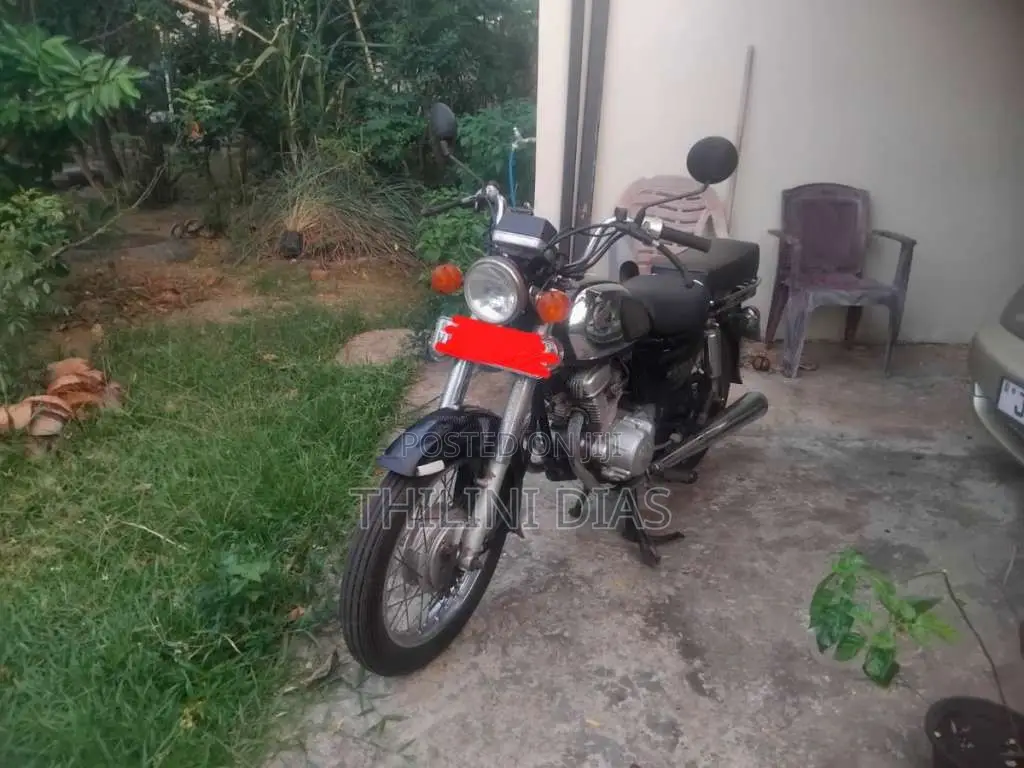 Honda CD 125 Benly 2008 Motorbike (Used)