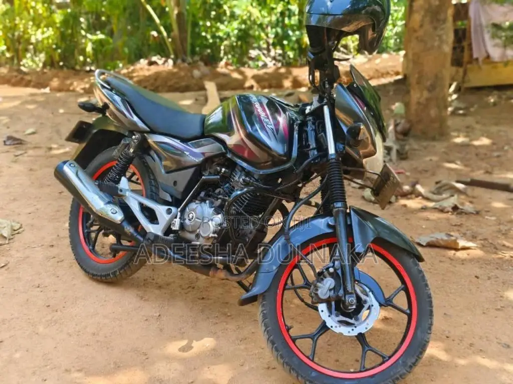 Bajaj Discover 2014 Motorbike (Used)