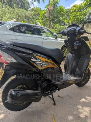 Honda Dio Dx 2019 Motorbike (Used)