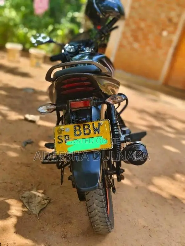 Bajaj Discover 2014 Motorbike (Used)