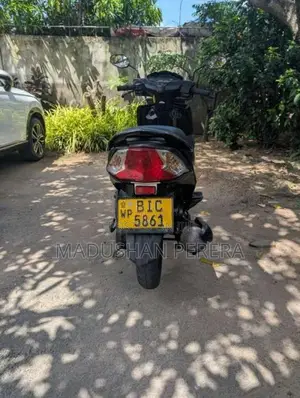 Honda Dio Dx 2019 Motorbike (Used)