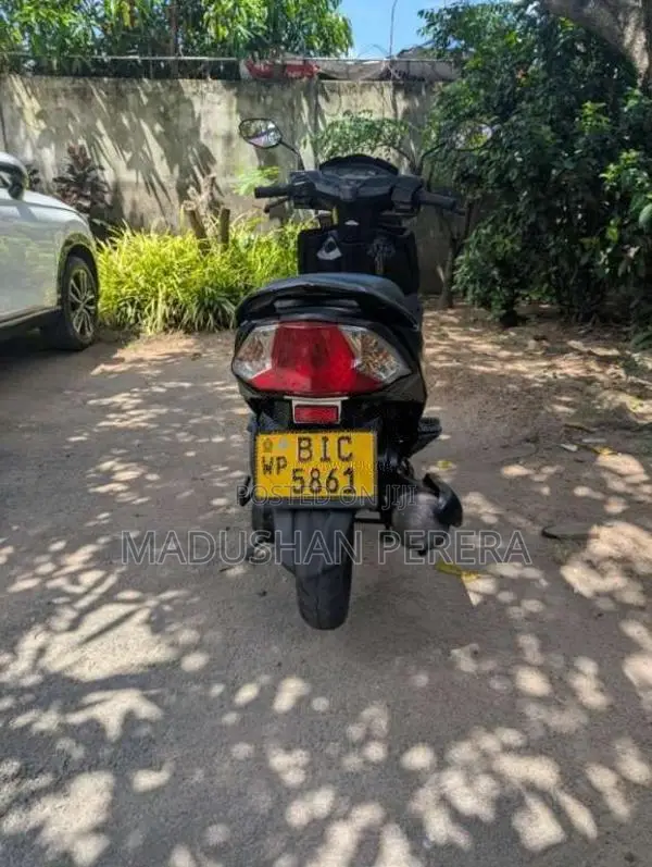 Honda Dio Dx 2019 Motorbike (Used)