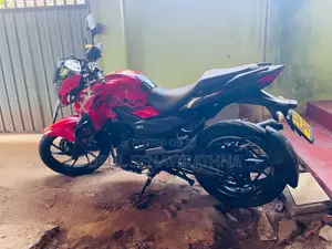 Hero Hunk 2019 Motorbike (Used)
