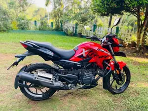 Hero Hunk 2019 Motorbike (Used)