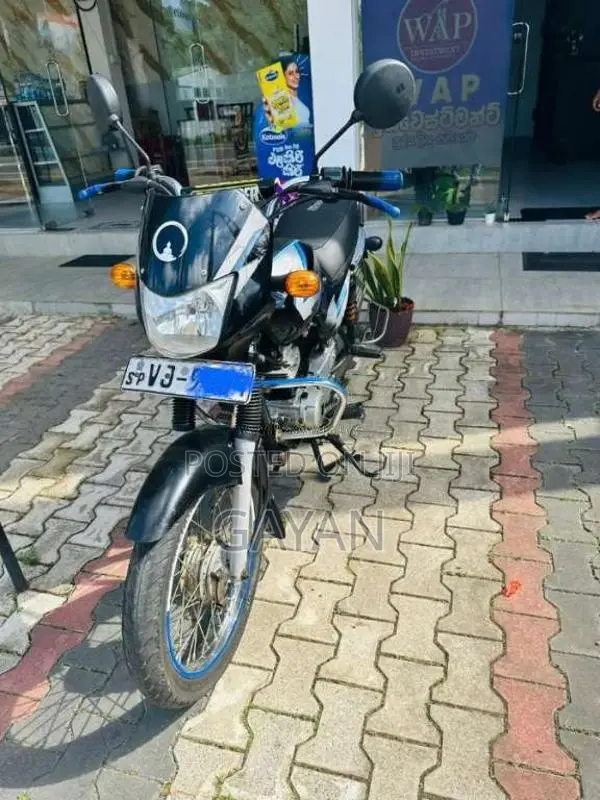 Bajaj CT-100 2009 Motorbike (Used)