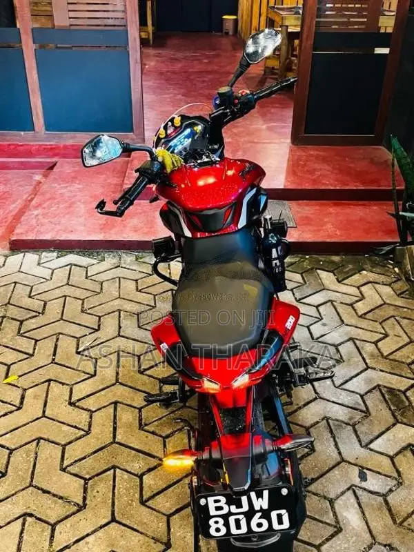 Bajaj NS200 Bs7 2025 Motorbike (Used)