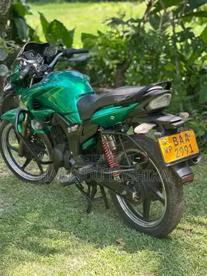Hero Hunk 2013 Motorbike (Used)