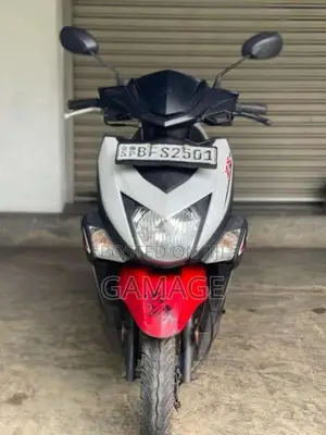 Yamaha ZR 2017 Motorbike (Used)