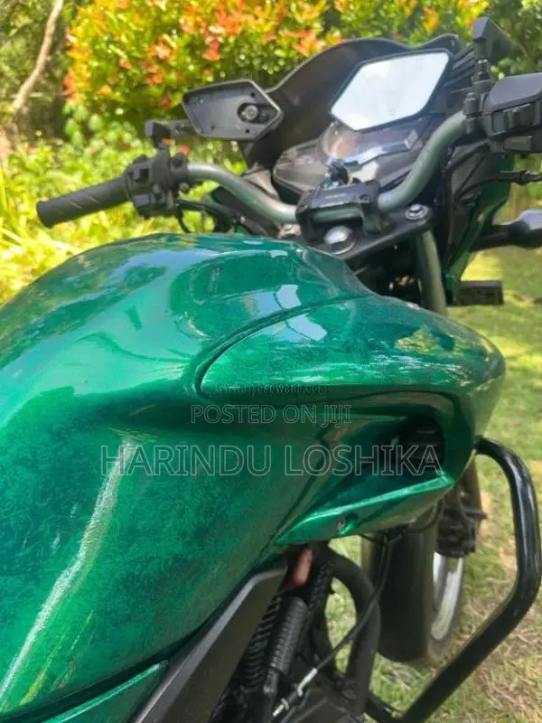 Hero Hunk 2013 Motorbike (Used)