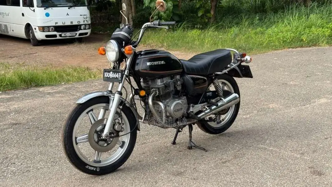 Honda Hawk 1982 Motorbike (Used)