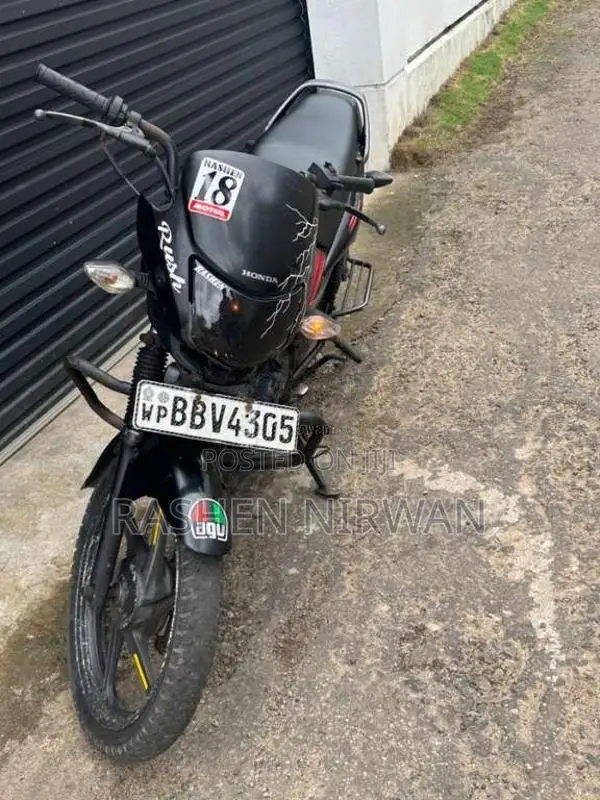 Hero-Honda Honda 2013 Motorbike (Used)
