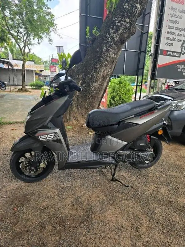 TVS Ntorq Disk Brake 2019 Motorbike (Used)