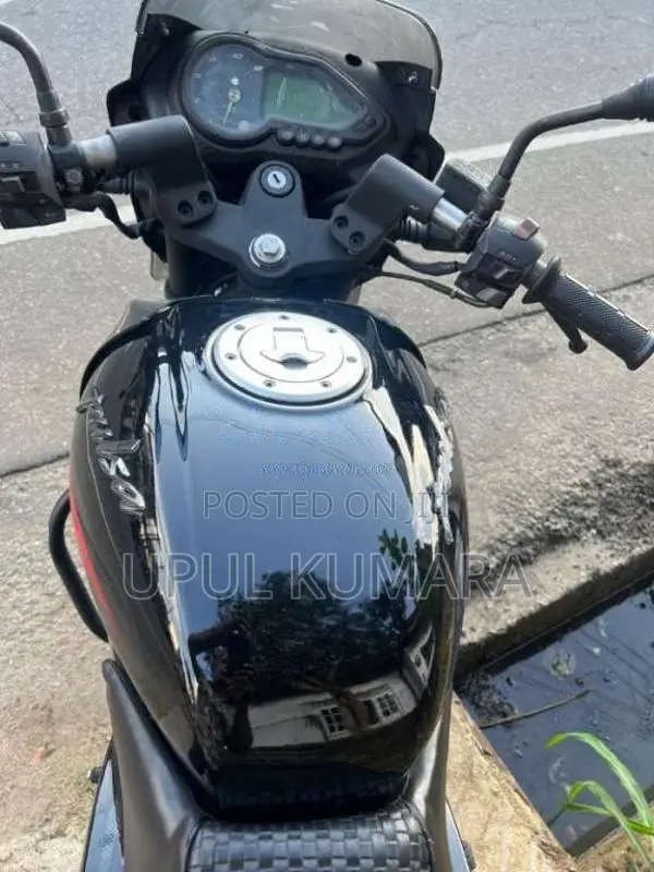 Bajaj Pulsar 2015 Motorbike (Used)