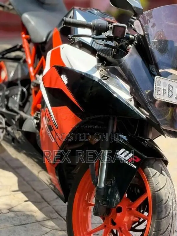 KTM RC 200 2020 Motorbike (Used)