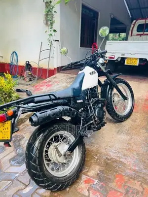 Yamaha Tw 225 2015 Motorbike (Used)