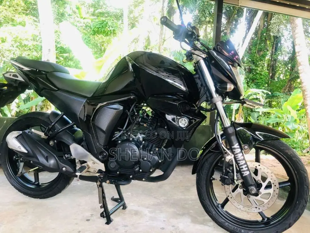 Yamaha Fz Version 2.0 2015 Motorbike (Used)