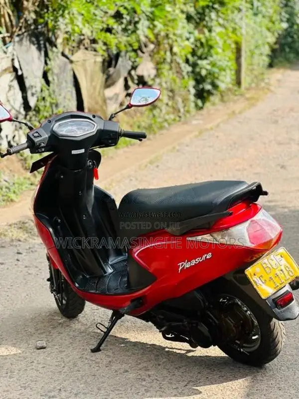 Hero Pleasure 2015 Motorbike (Used)