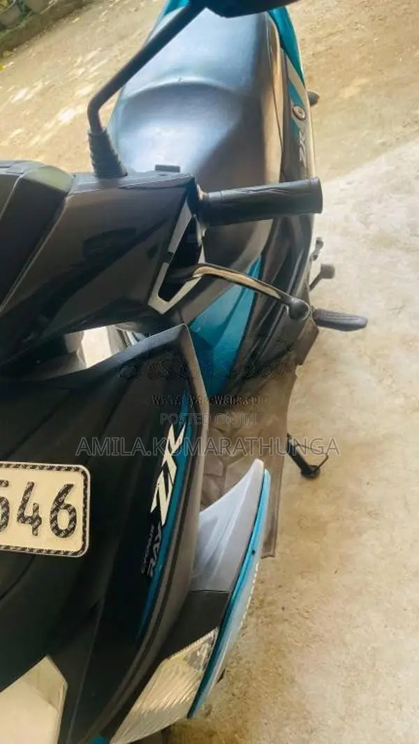 Yamaha ZR 2016 Motorbike (Used)
