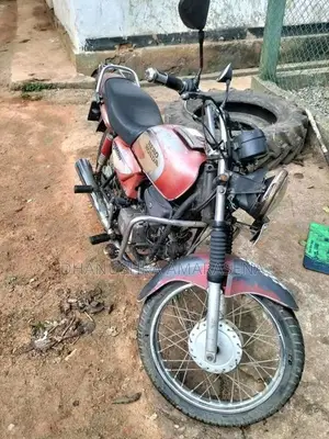 Hero-Honda Honda 2006 Motorbike (Used)