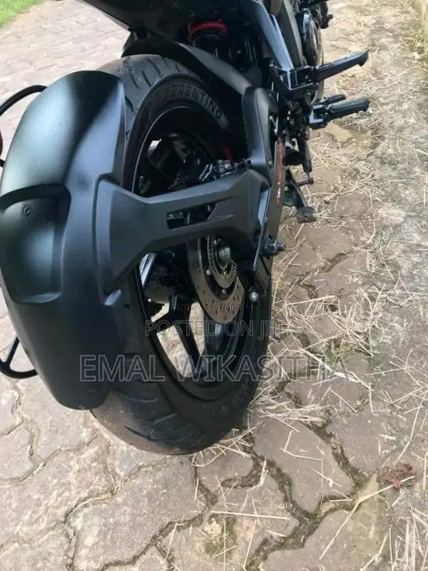 Bajaj Pulsar N160 2025 Motorbike (Used)