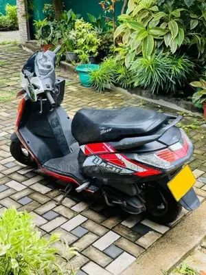 Hero Dash 2016 Motorbike (Used)
