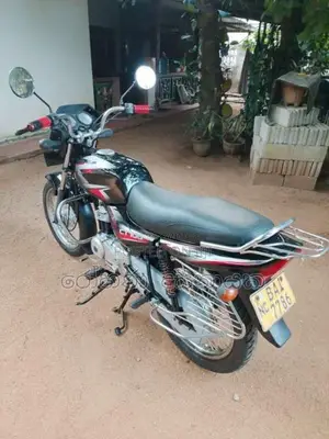 Bajaj CT-100 2013 Motorbike (Used)