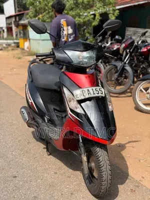 TVS Scooty Streak 2013 Motorbike (Used)