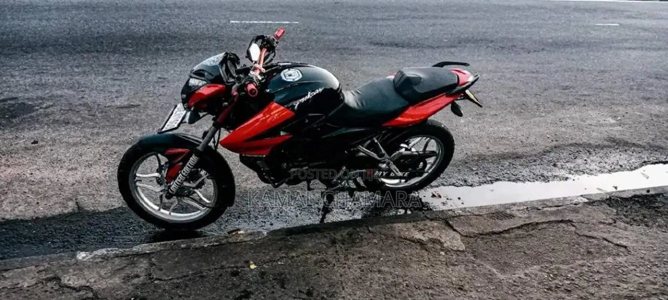 Bajaj Pulsar NS150 2016 Motorbike (Used)